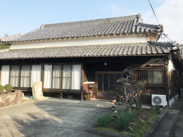 空き家になった実家を解体工事する際の費用