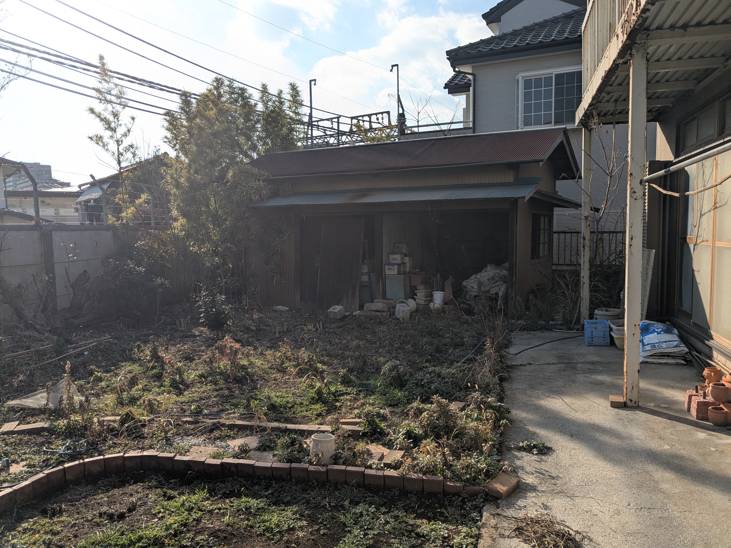 佐倉市　庭園物置3坪解体整地工事