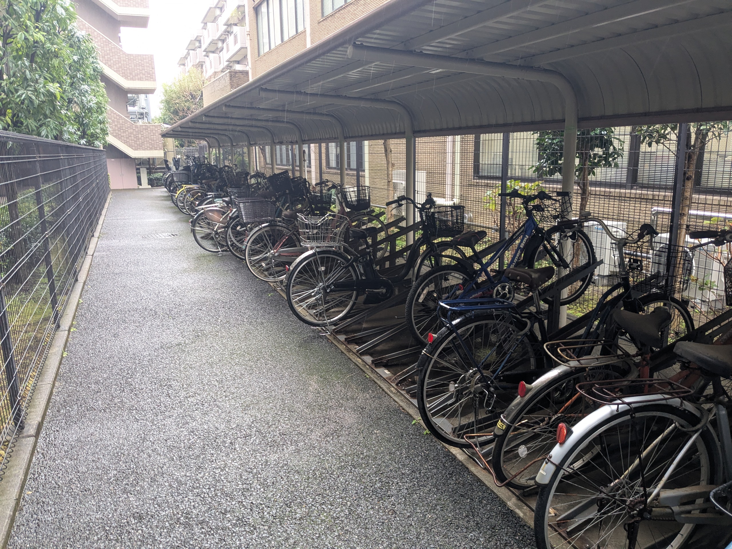 千葉市　マンション駐輪場撤去工事