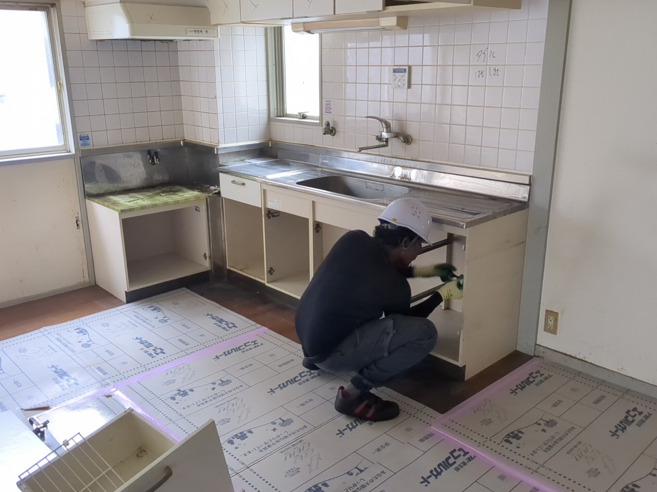 千葉市　マンション内装設備解体